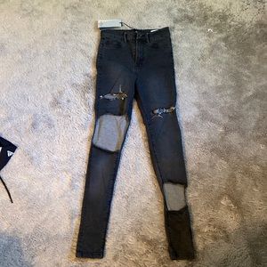 BRAND NEW High Rise Skinny Black Jeans with stylish holes